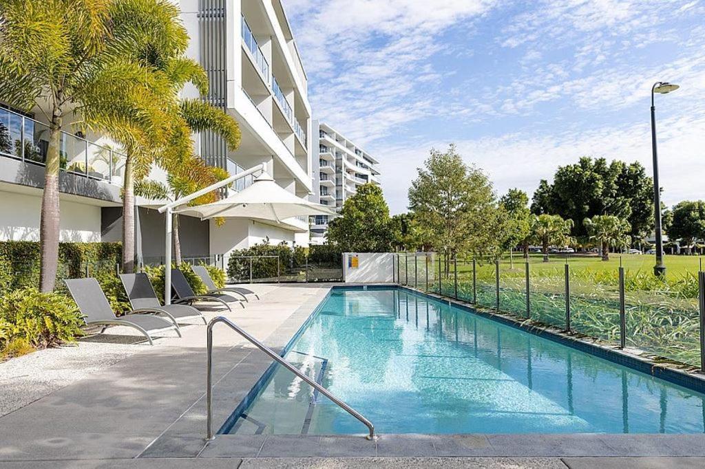 Harbour Quays Apartments Gold Coast Exterior photo
