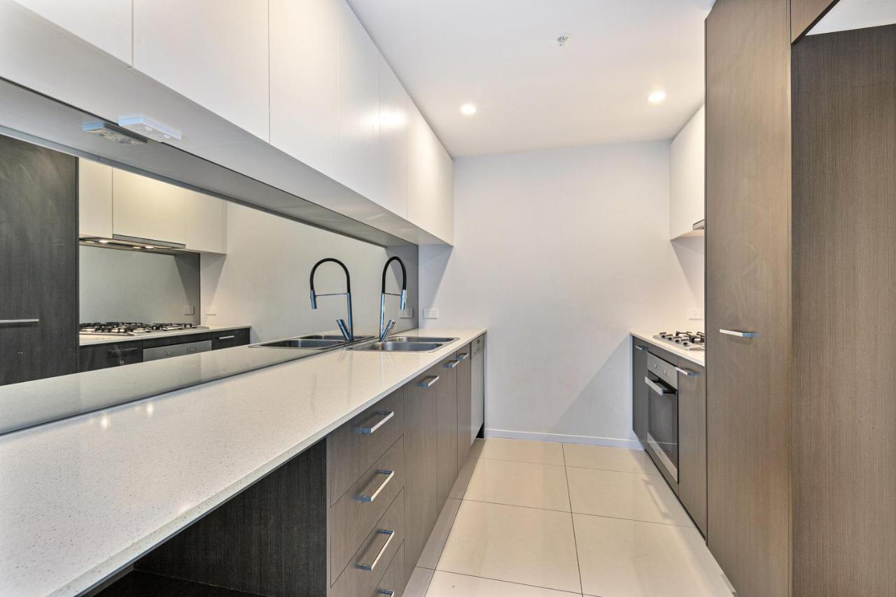 Harbour Quays Apartments Gold Coast Exterior photo