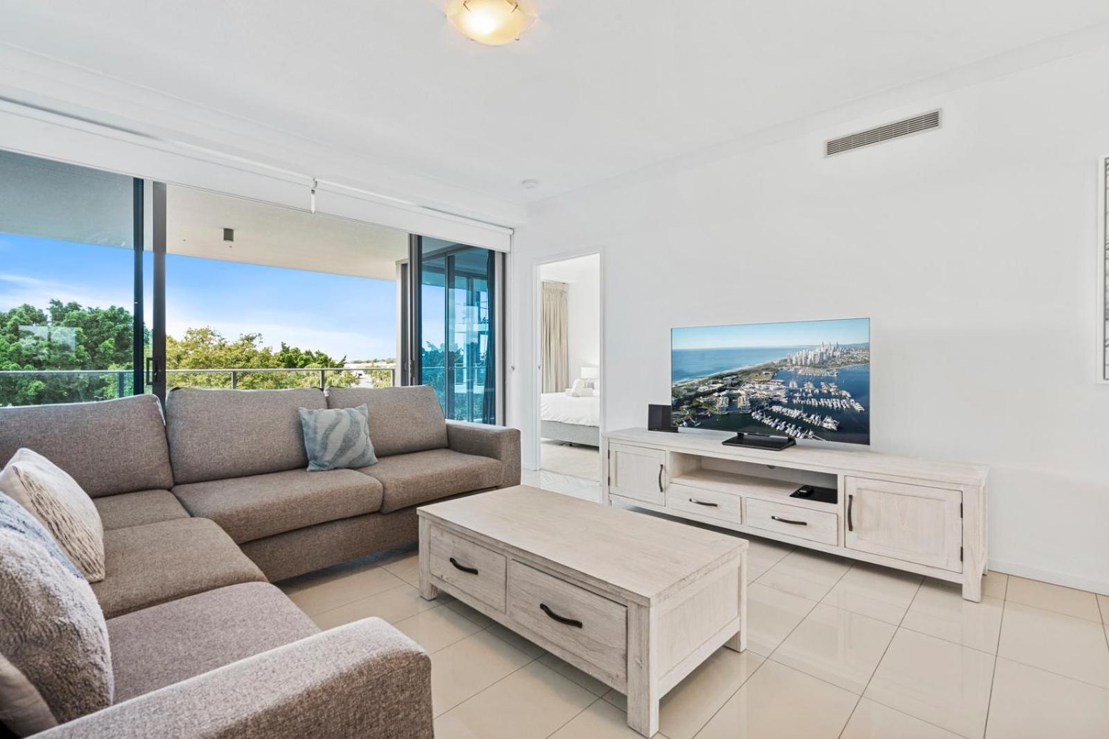 Harbour Quays Apartments Gold Coast Exterior photo